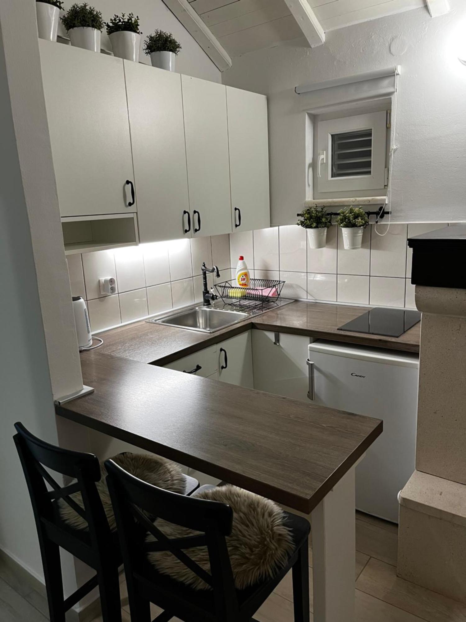 Tianri Apartment กอร์จูลา ภายนอก รูปภาพ