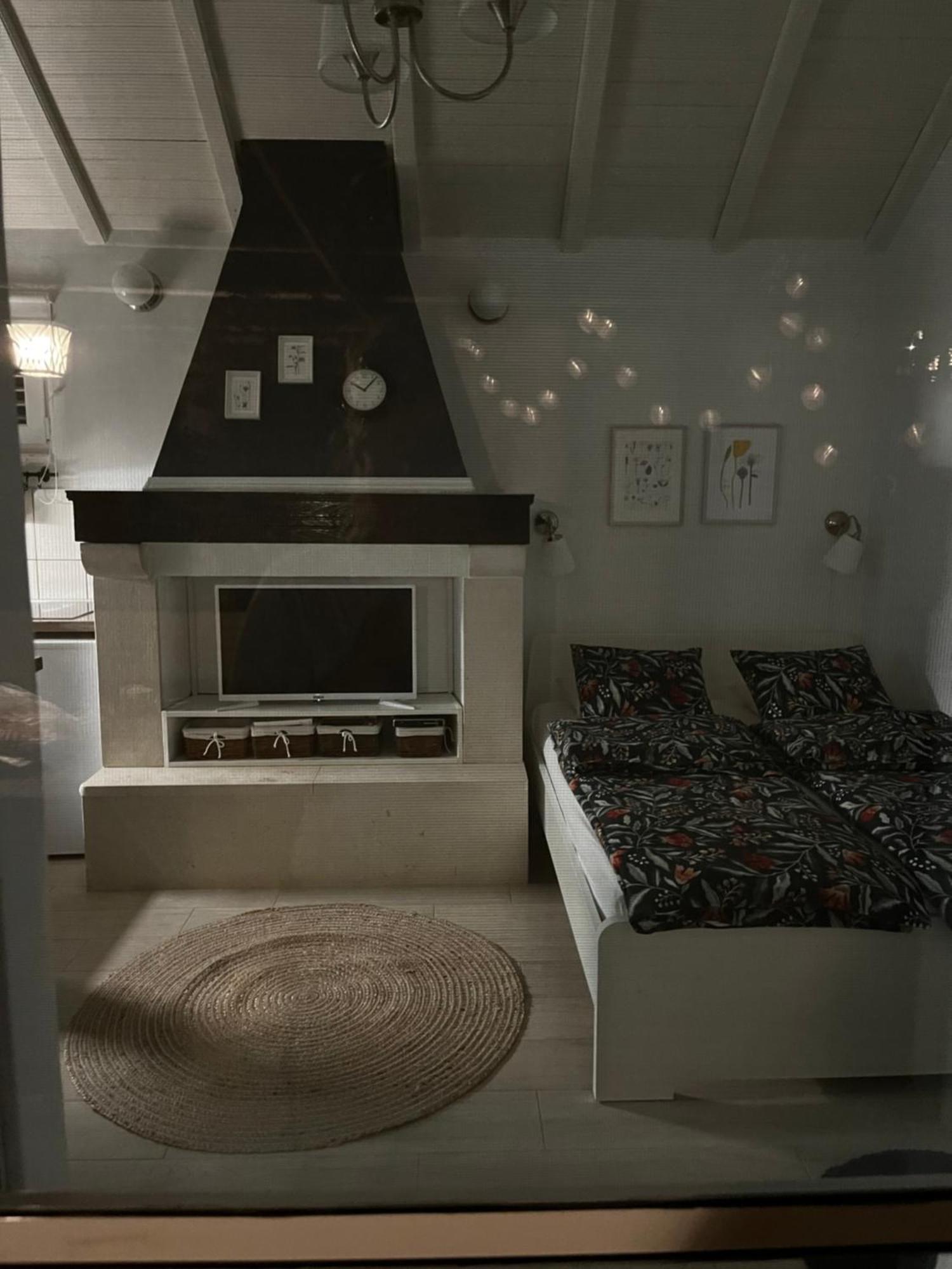 Tianri Apartment กอร์จูลา ภายนอก รูปภาพ