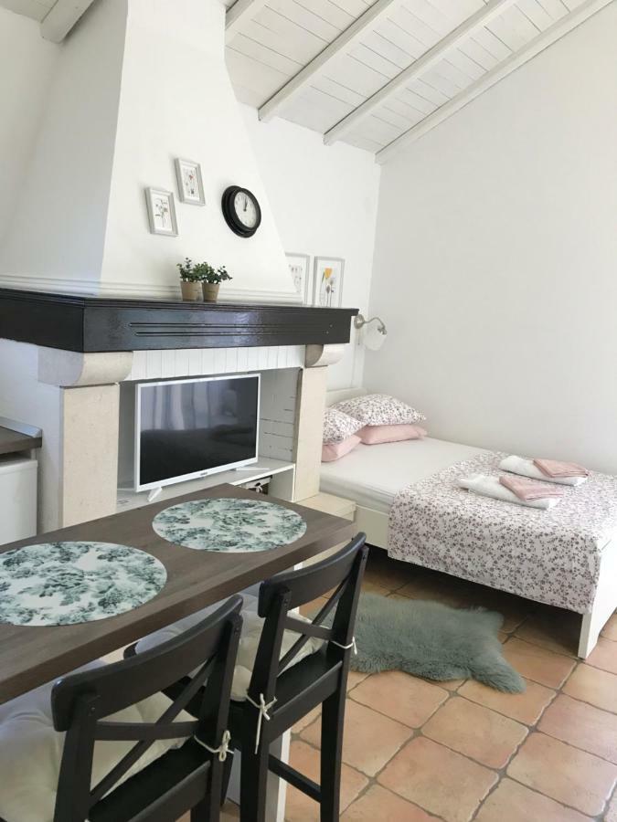 Tianri Apartment กอร์จูลา ภายนอก รูปภาพ